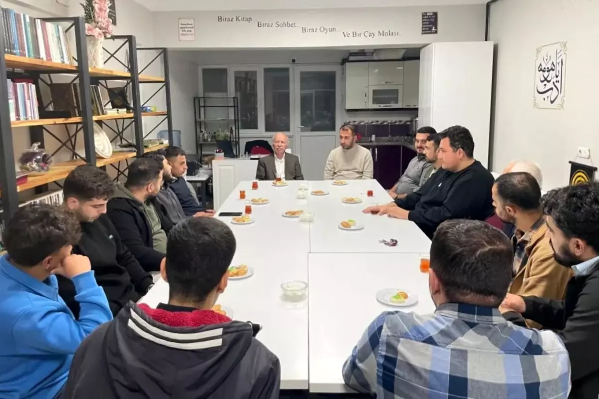 bayburtta genclik bulusmalari devam ediyor NvaBrN14.jpg