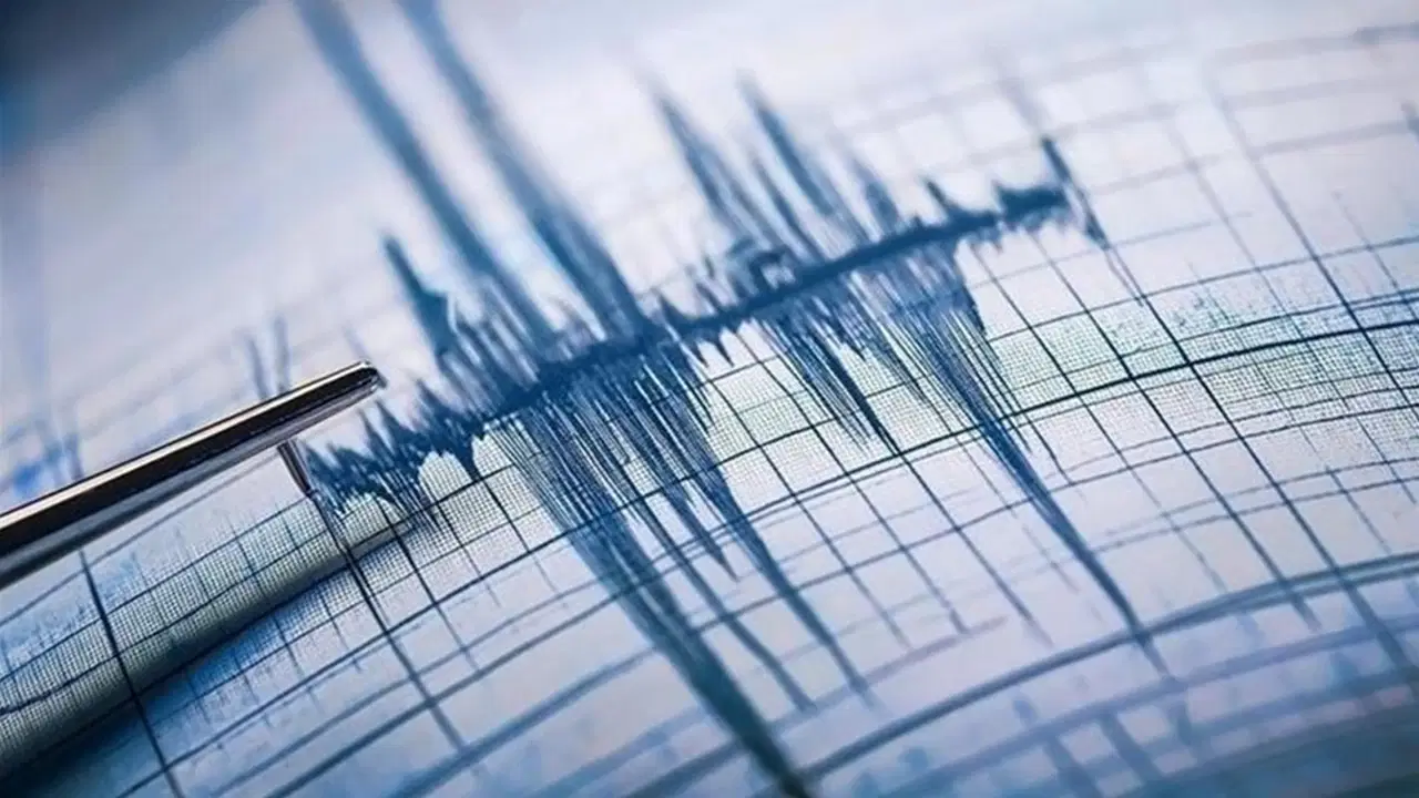 son dakika deprem bati trakyada deprem edirnede de hissedildi p2hZgteT.jpg